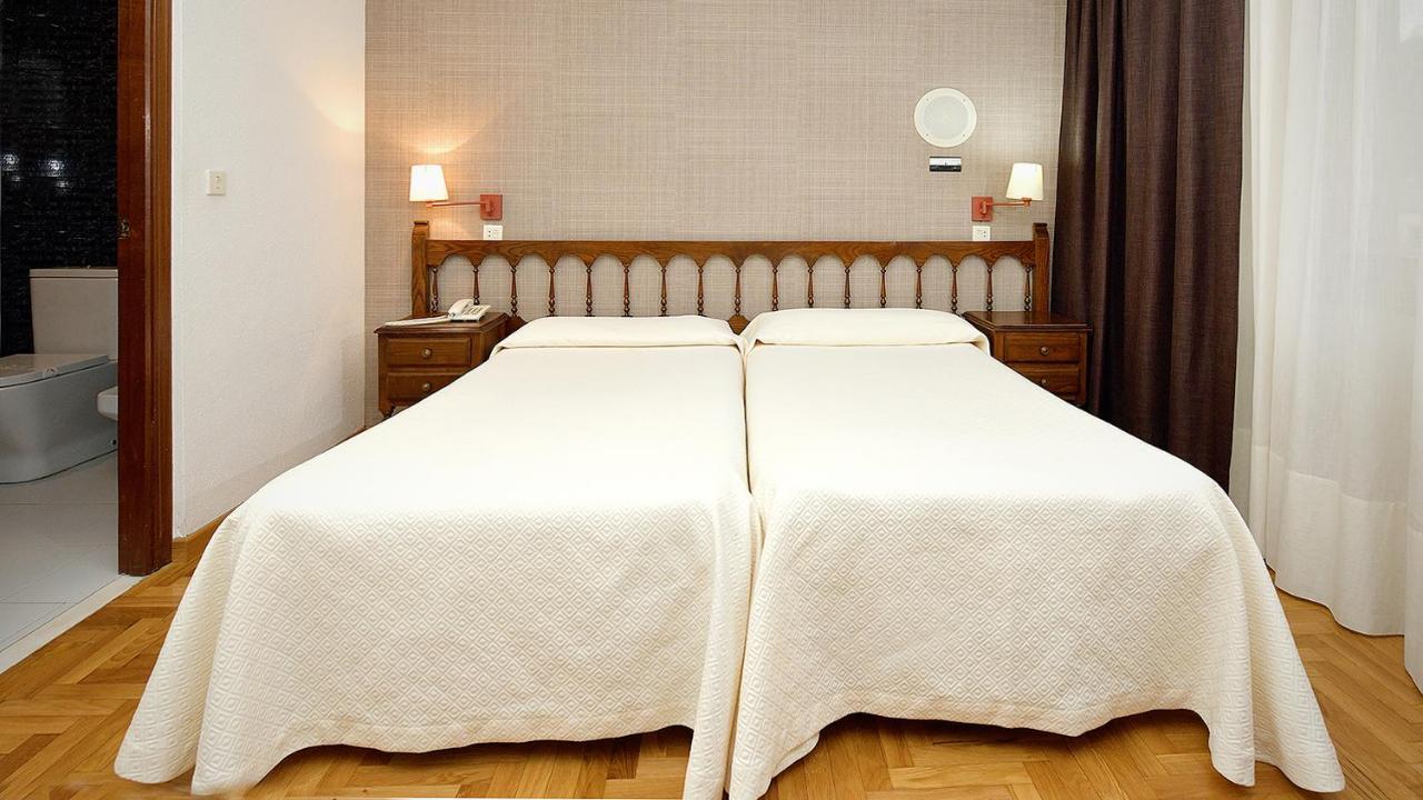Hotel El Molinon カンガス・デル・ナルセア エクステリア 写真